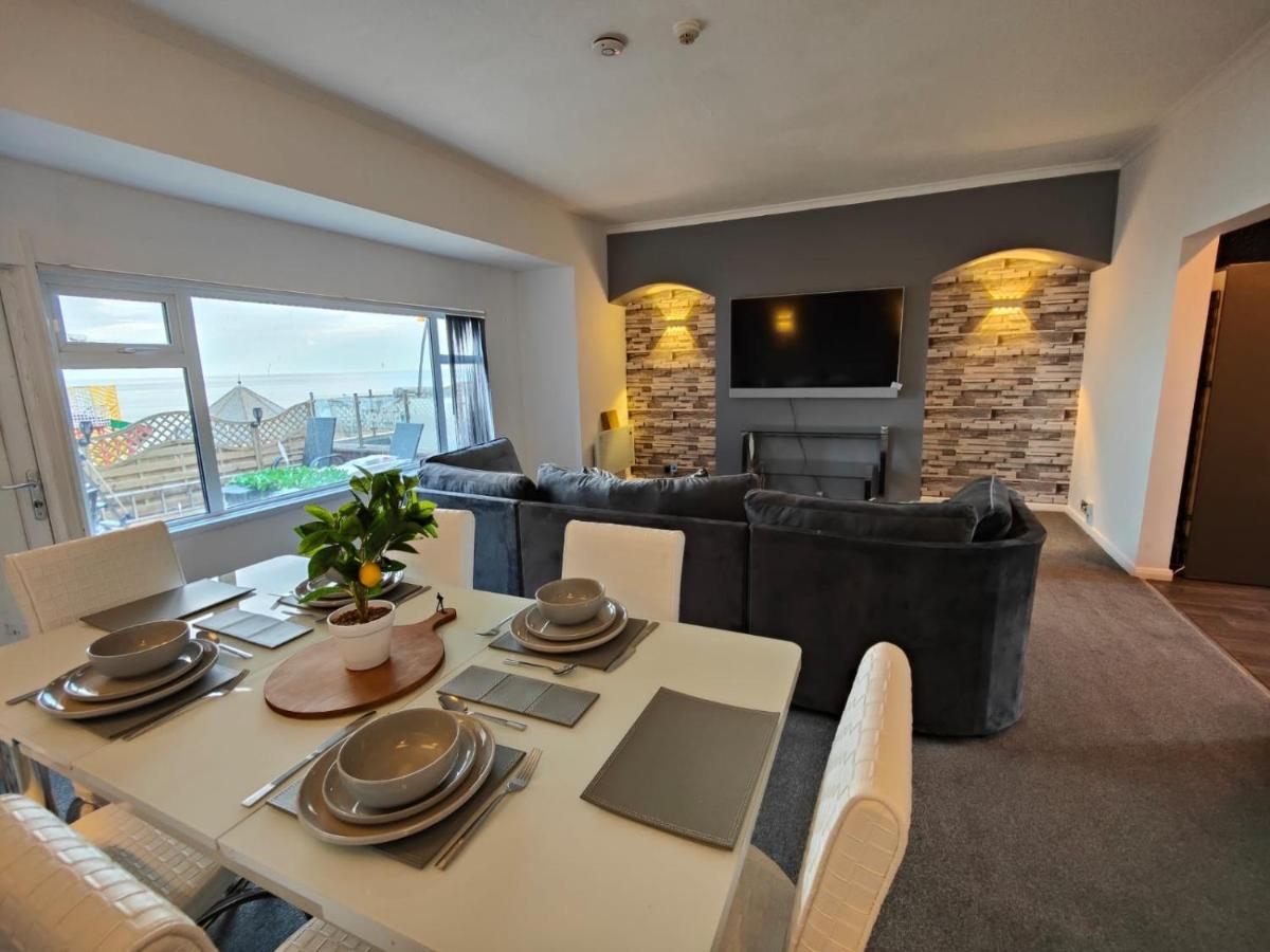 Sea View Lavish Apartment Sky Tv Whirlpool Bath Huge Balcony Newly Refurbished Бридлінгтон Екстер'єр фото